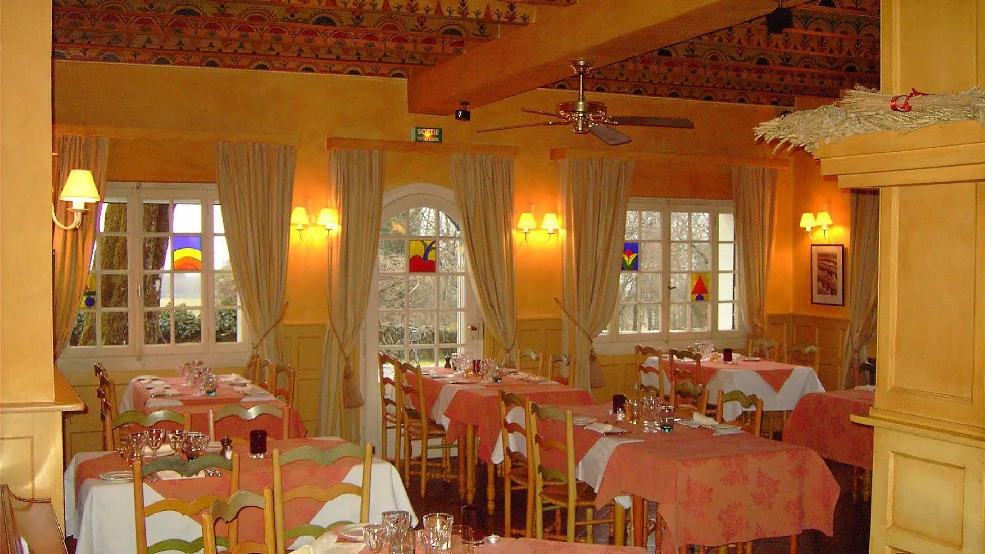 Auberge Des Chasseurs Échenevex Francia