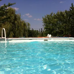 Hébergement de vacances Louchy-montfand, 4 Pièces, 7 Personnes - Fr-1-489-151, Louchy-Montfand