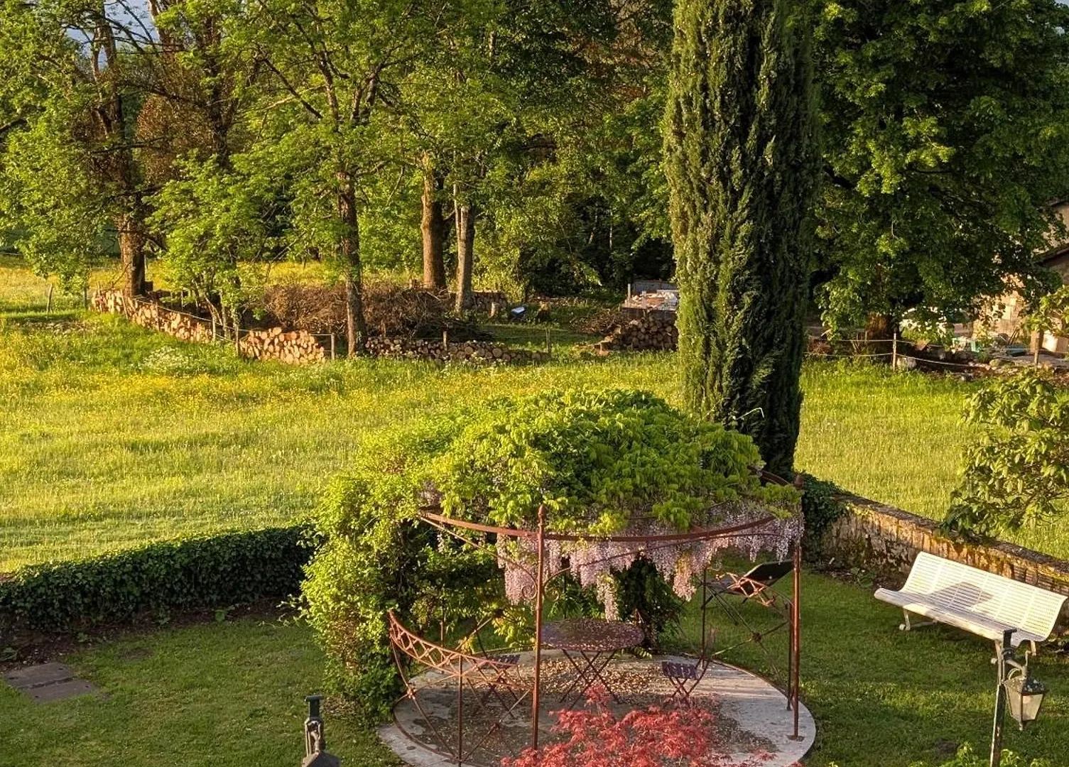 Auberge Des Chasseurs Echenevex France